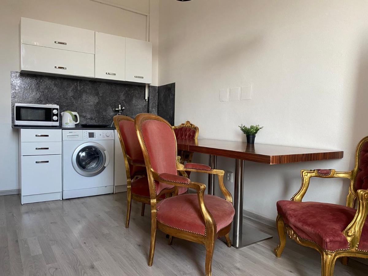 Bank Invest Apartmens - Old Town Daire *