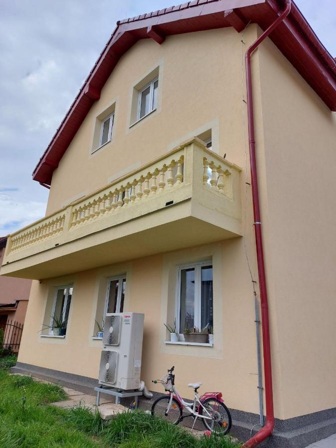 Hakhanh Family Konukevi Prag