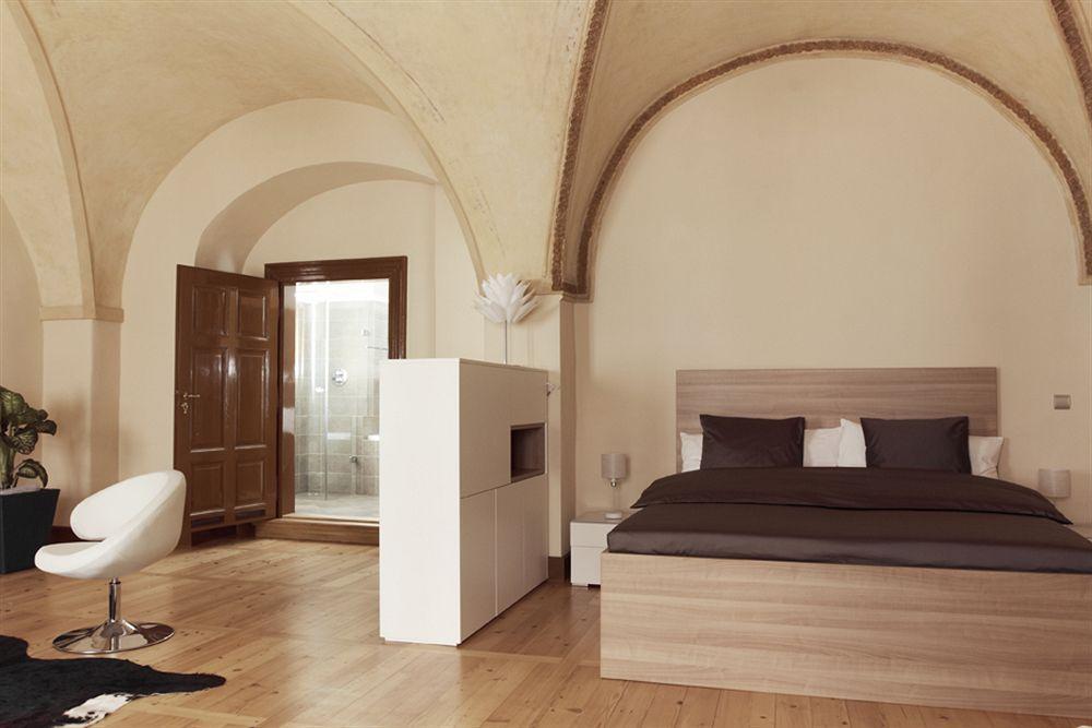 Apartment 3 Epoques By Adrez Prague
