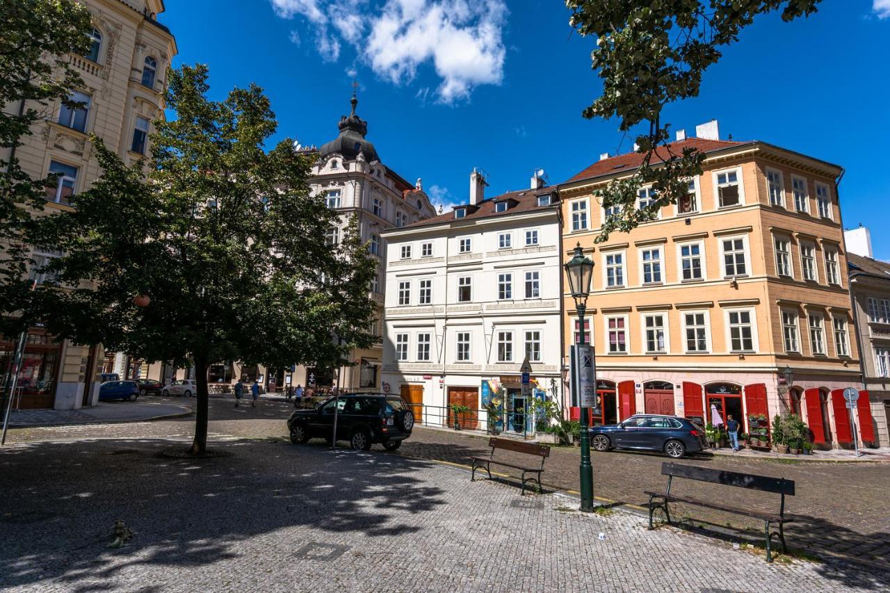 Wishlist Residences - Old Town Square Apartment *