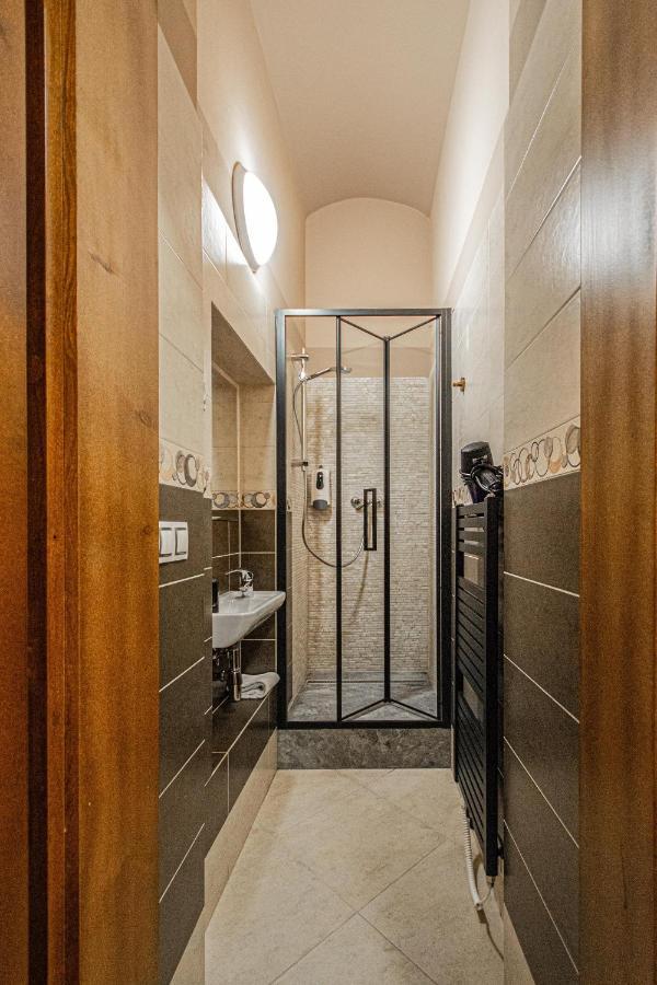 Modern And Spacious In Center * Prague