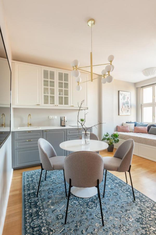 Turnkey I Angelo Roma * Prague