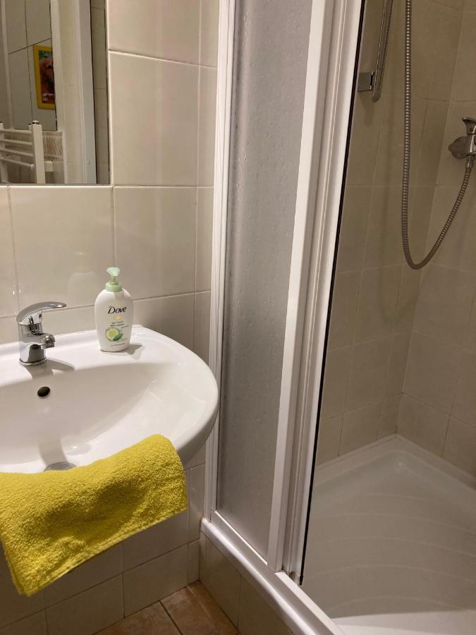 5 Aparthotel