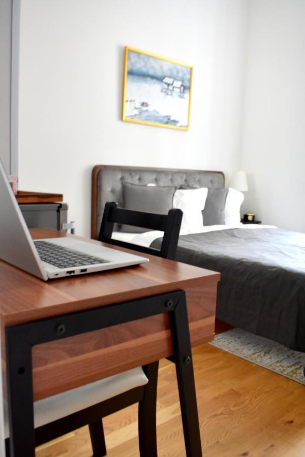 Lovely In Center Apartment Prague