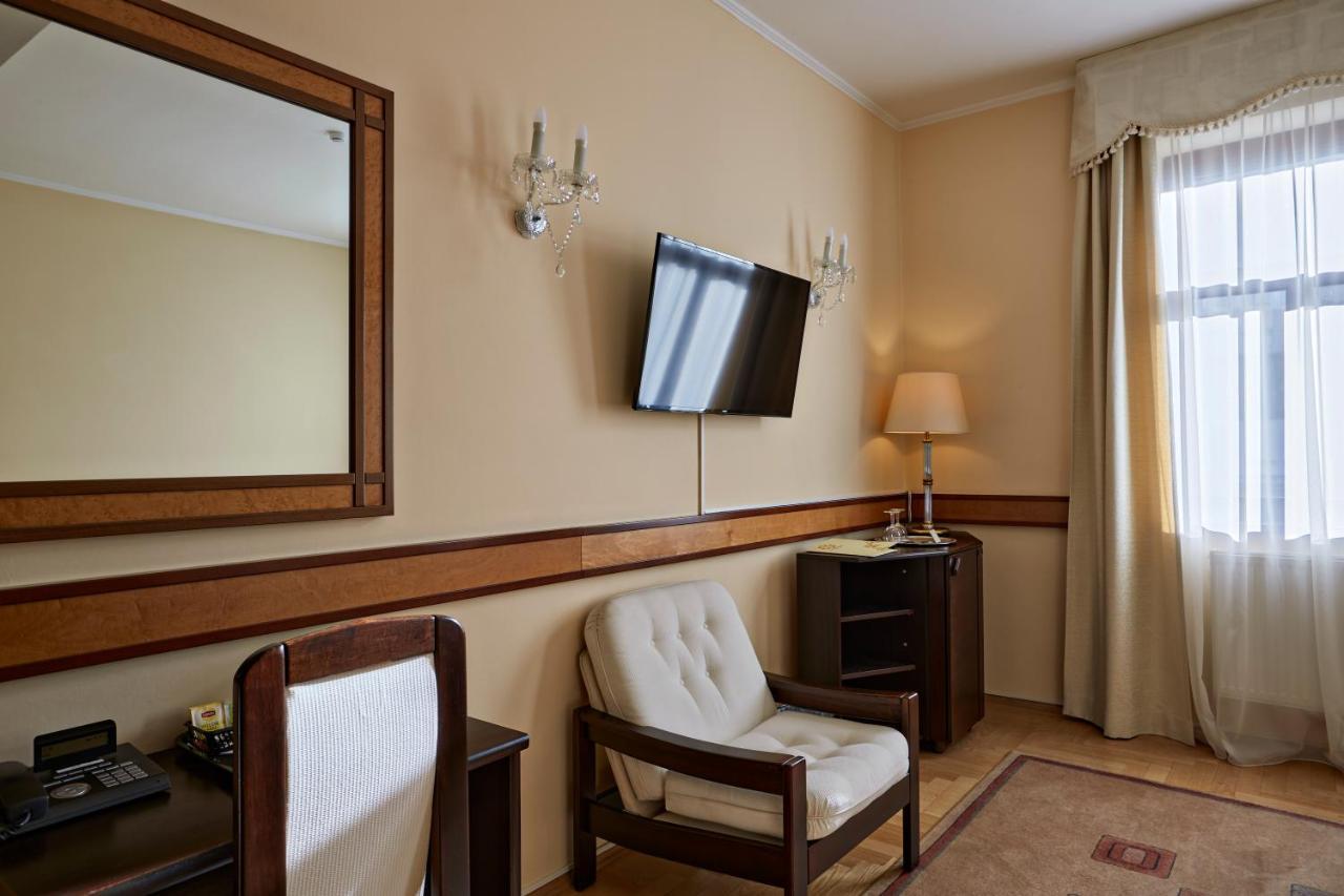 Fleur De Lis Hotel Prague