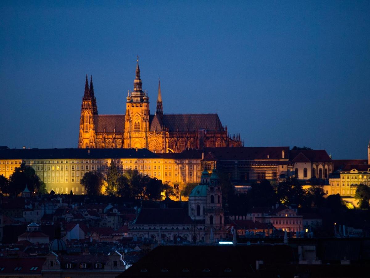 Hotel Hastal Old Town 4*