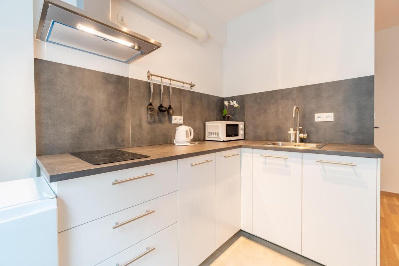 Apartamento Brand New Two #26 With Free Secure Parking Close To Center Praga