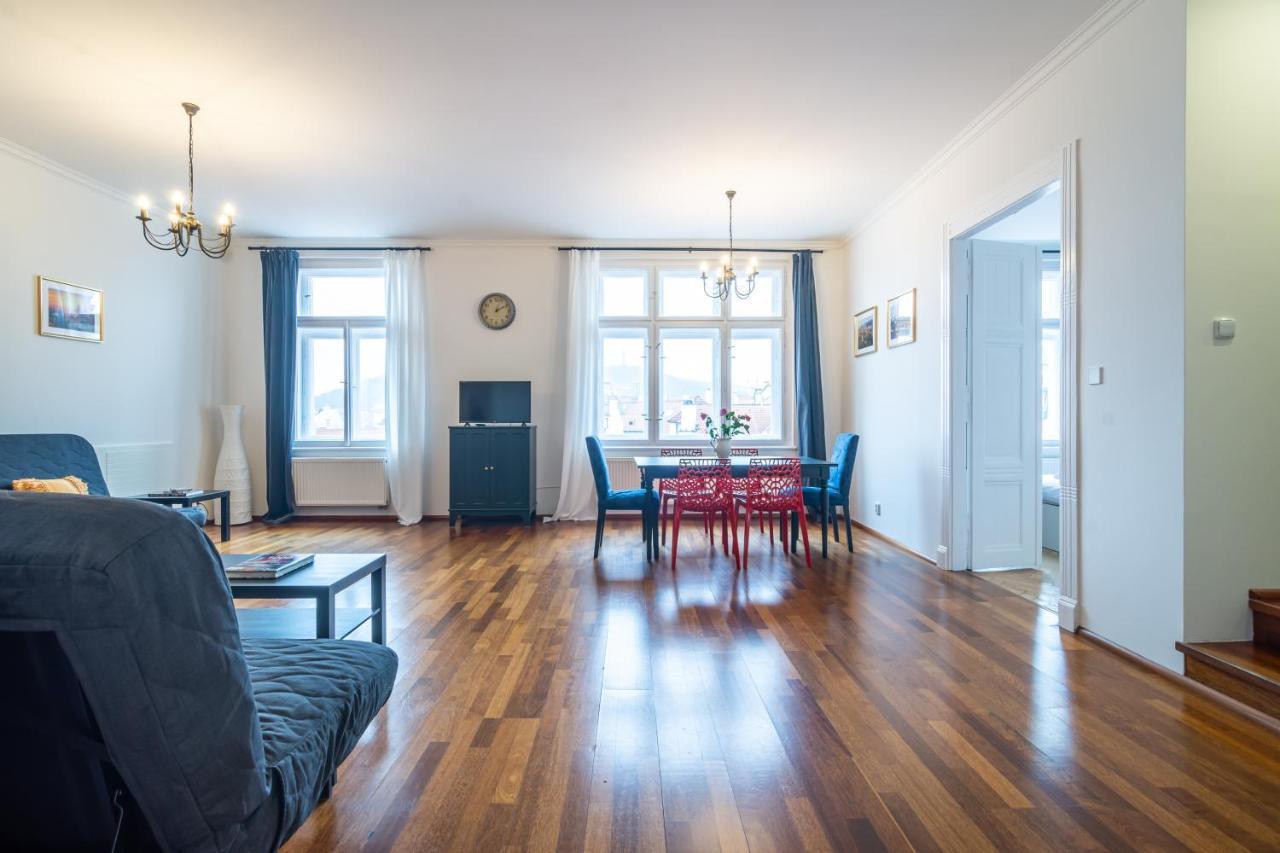 Royal Road Apartment