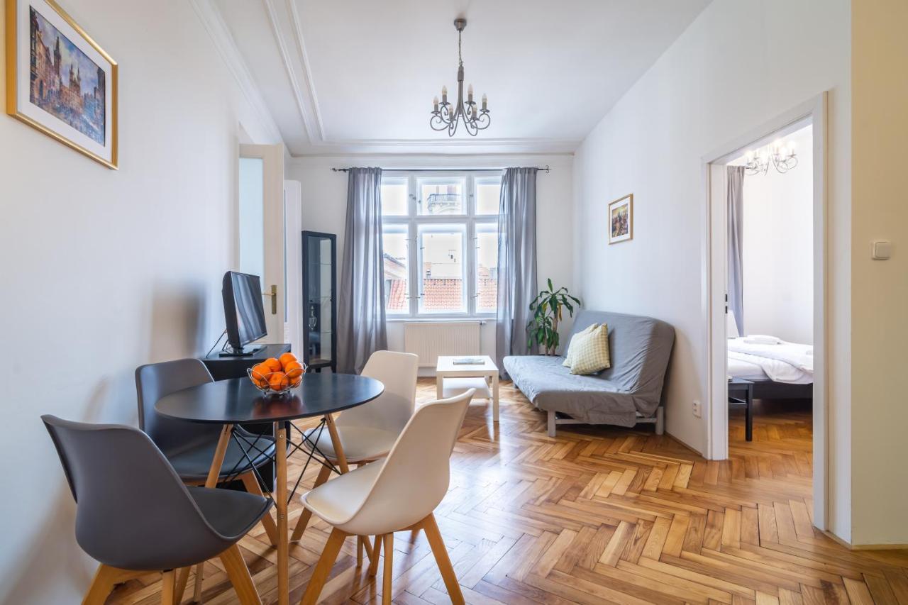 Apartment Royal Road Prag