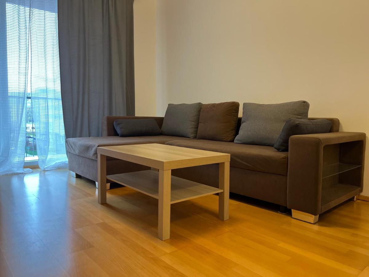 Apartment Hurka - 15 Min Do Centra, Garaz Prague