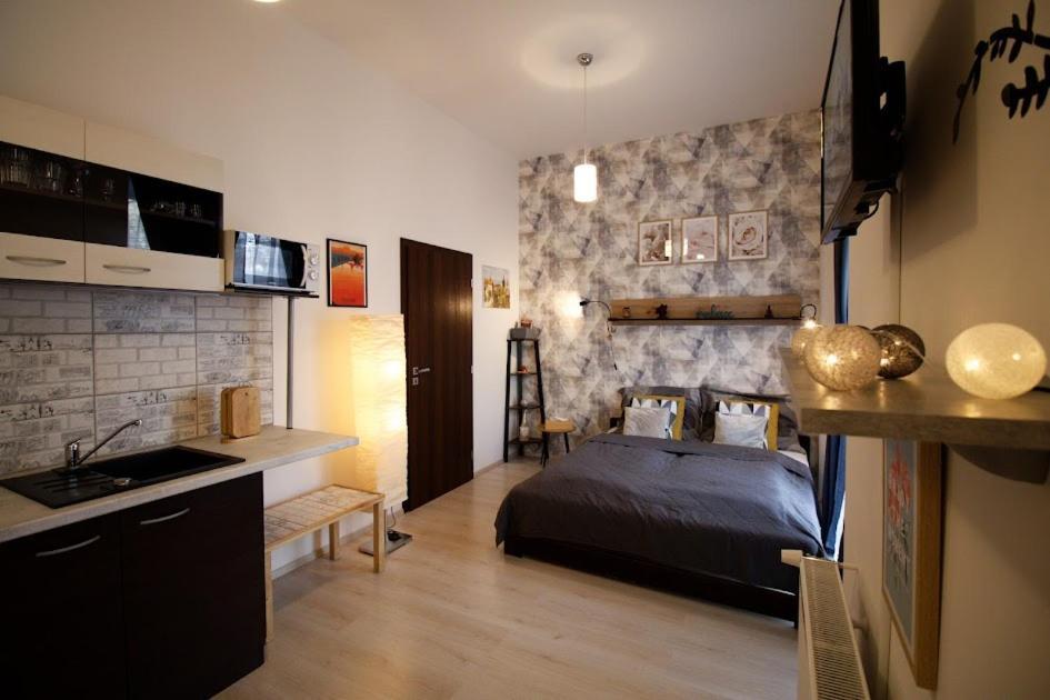 Cosy Studio, 15min To Old Centre, Self-check In, Free Wifi, Welcome Drink! Apartment *