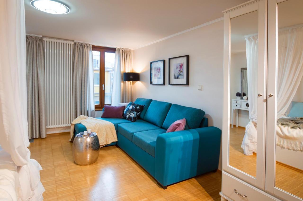 Apartment Modern Charvatova *