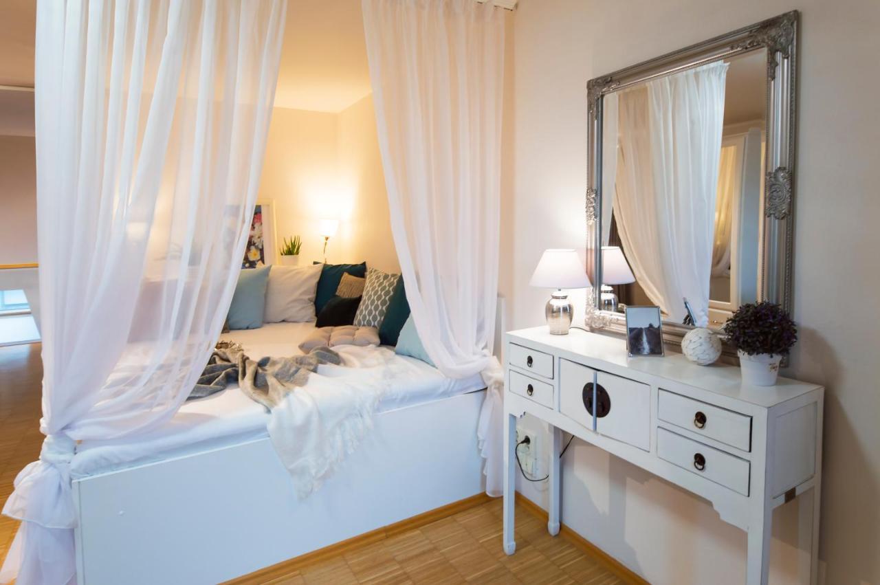 Apartment Modern Charvatova Prague