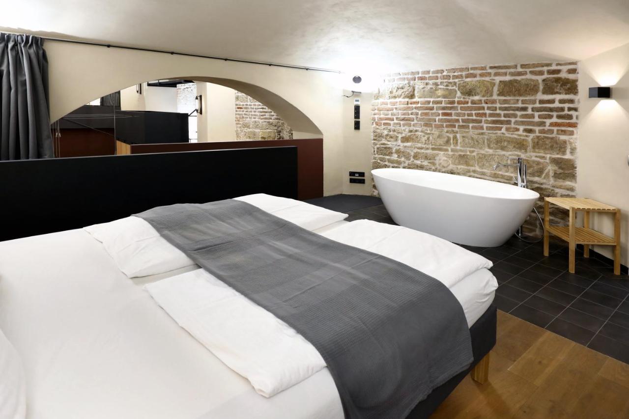 American Loft In The Heart Of Apartment Prague