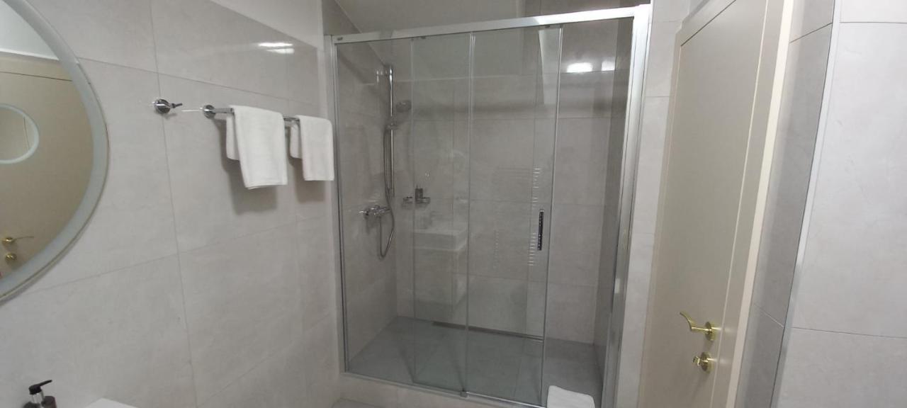 The Golden Wheel 4* Prag