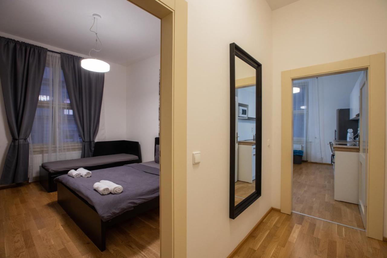 Riverside Spirit Aparthotel 3*