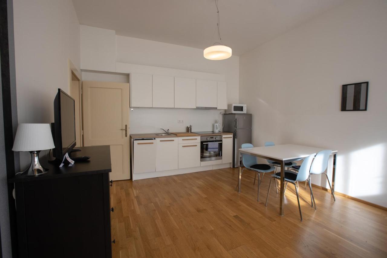 Riverside Spirit 3* Prag