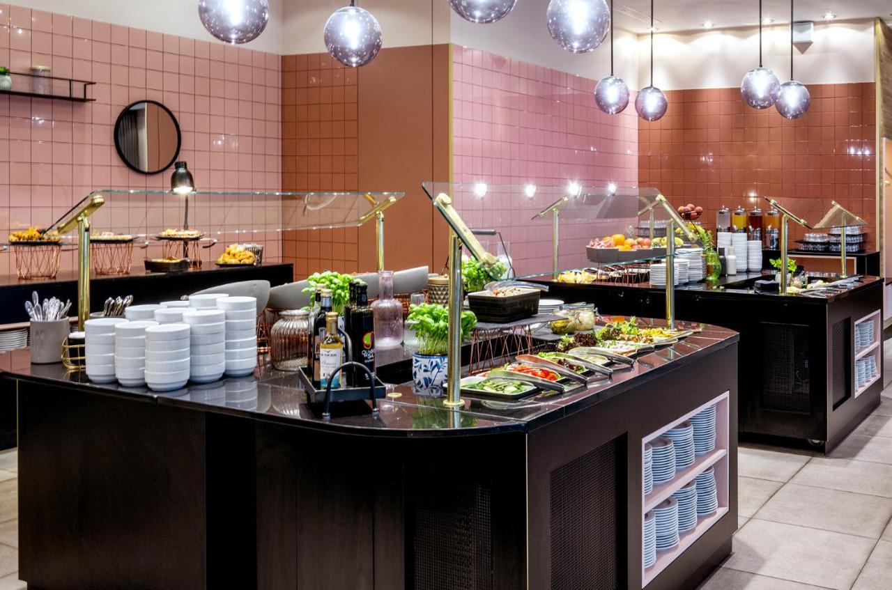 Vienna House By Wyndham Diplomat 4* Prag