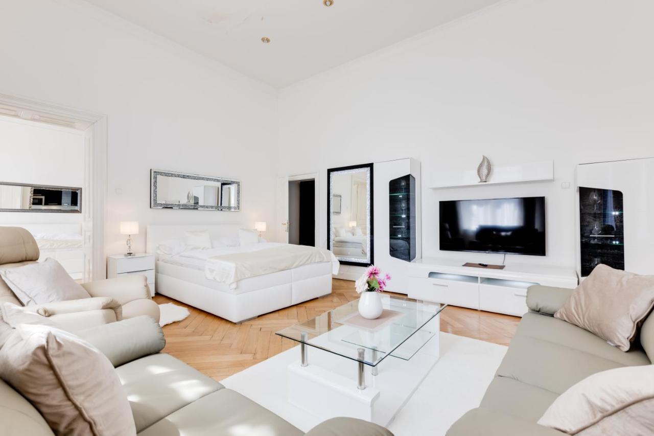 Wenceslass Square Royal Appartement *