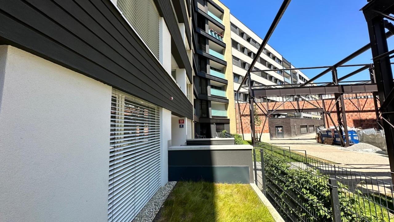 Holesovice Delight: Modern Comfort With A Twist In 7 Apartamento