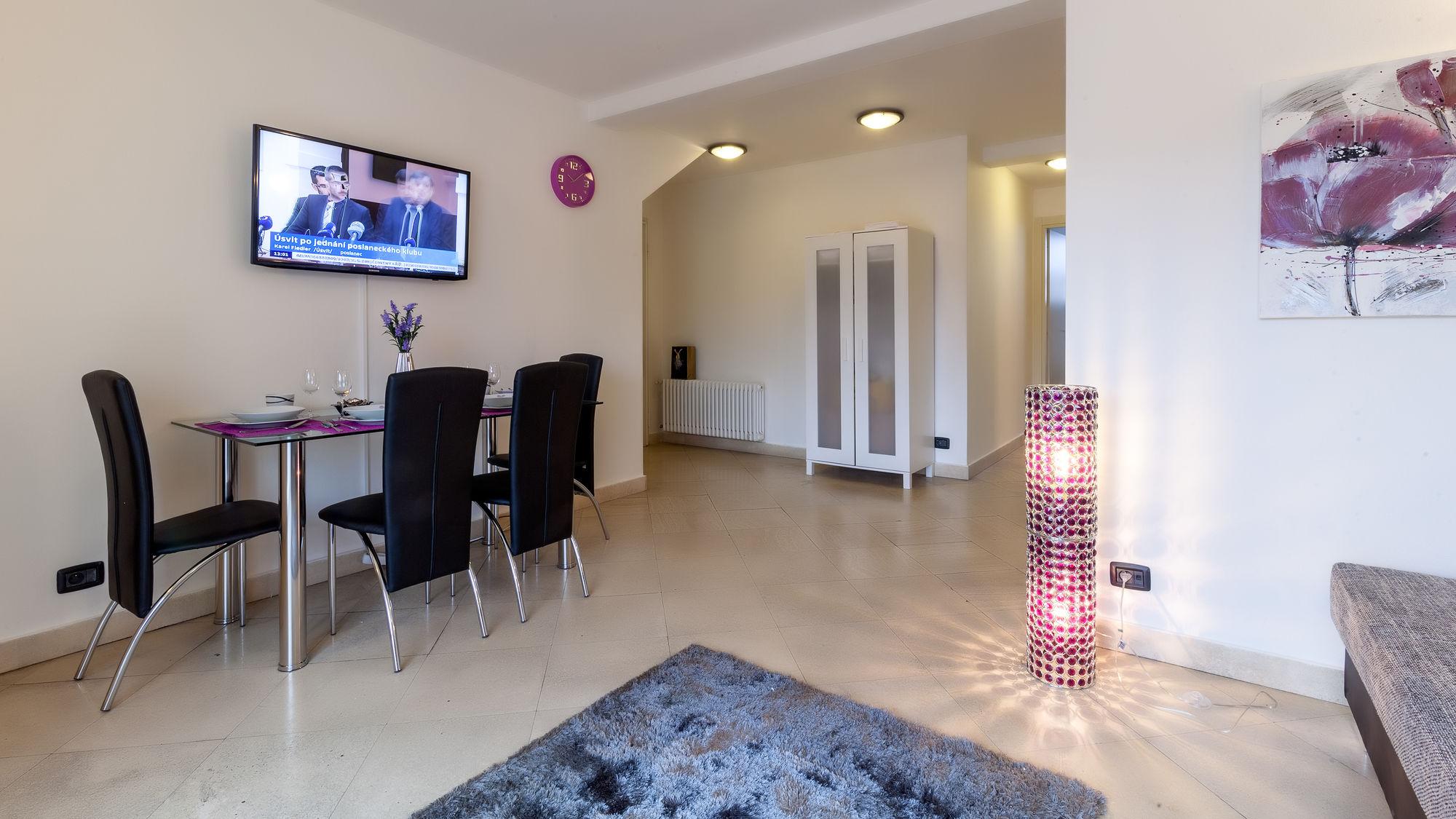 Legerova 33 Aparthotel Praga
