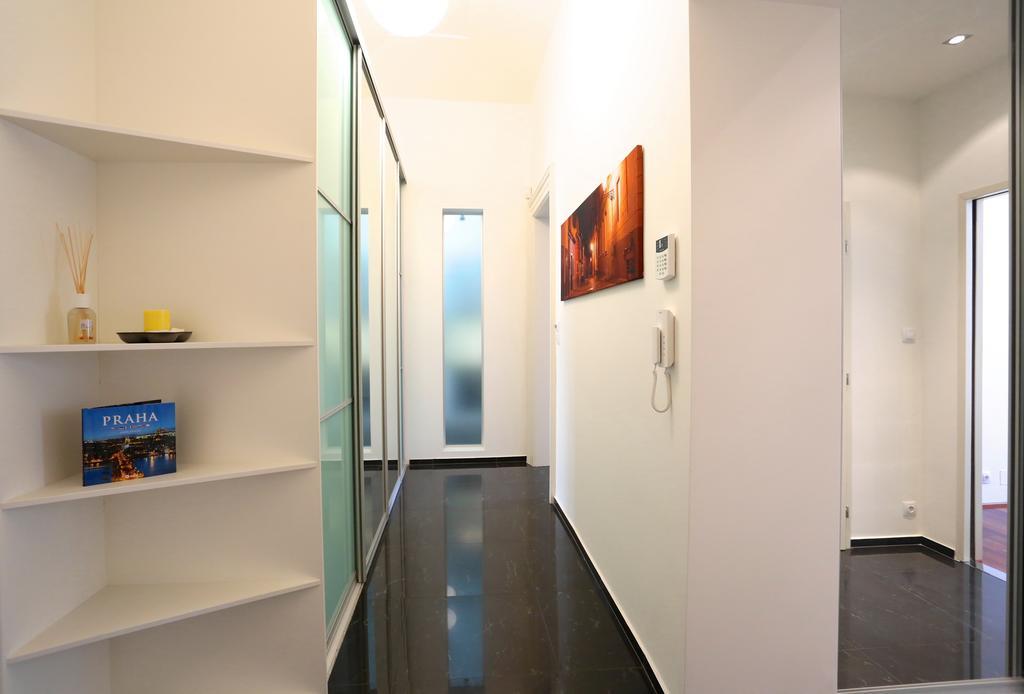 Luxurious In Parizska Street *