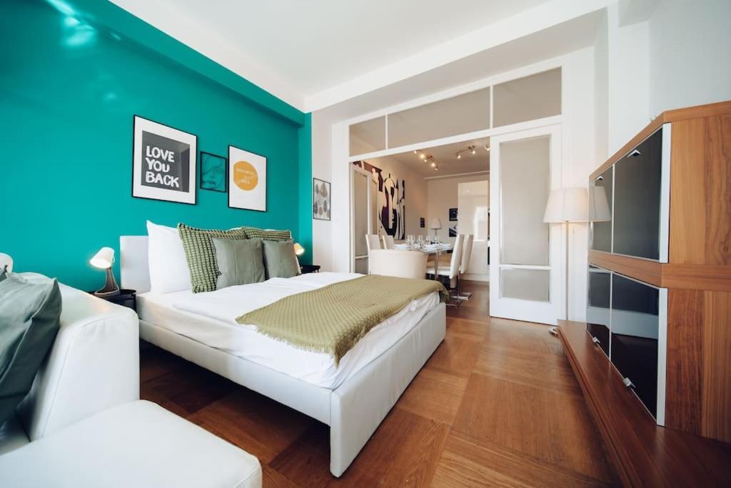 Apartamento Downtown 2bd Riverside Near Dancing House