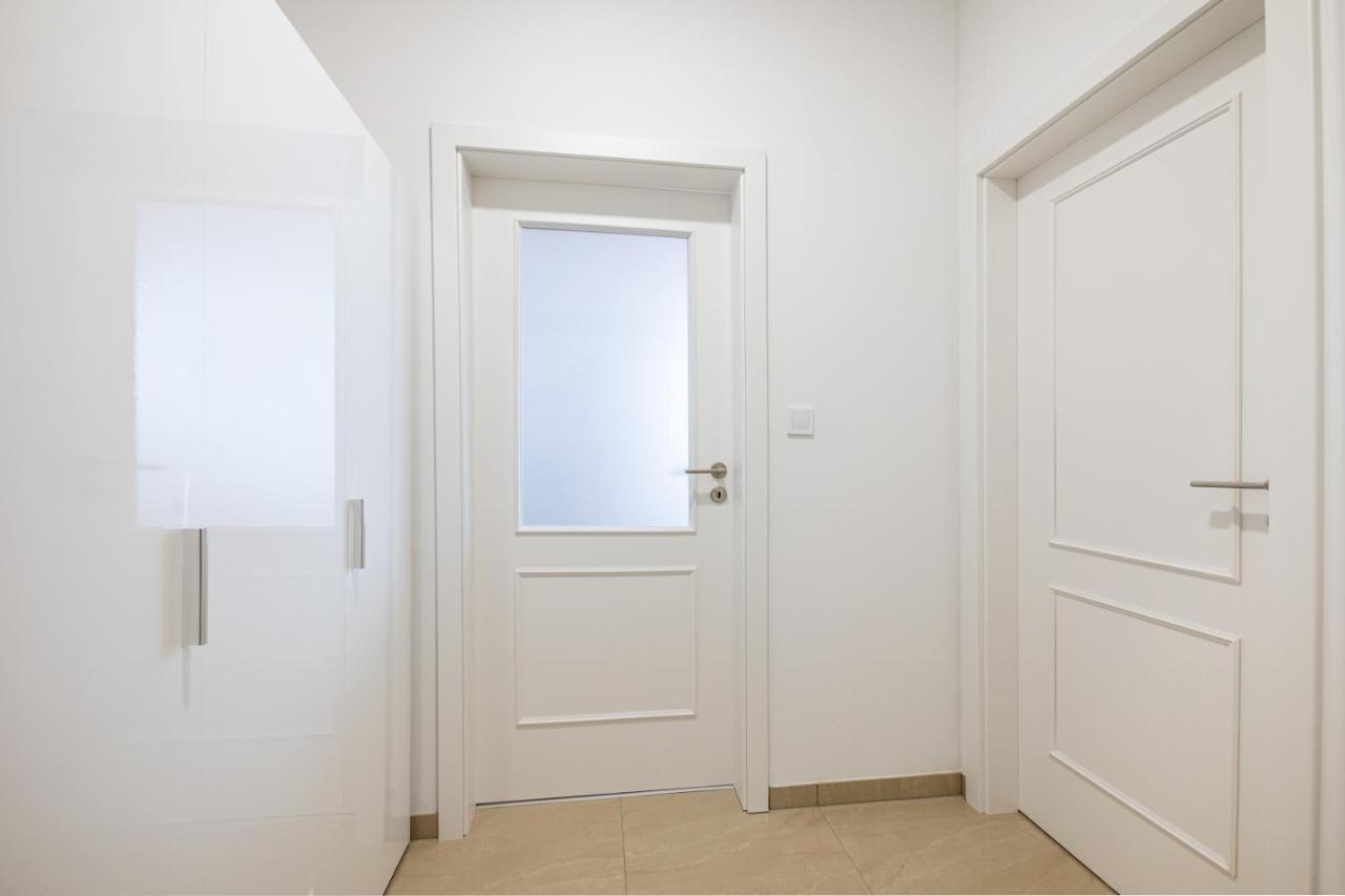 Cozy In The Center Of Prague, Opposite The National Museum Daire Prag