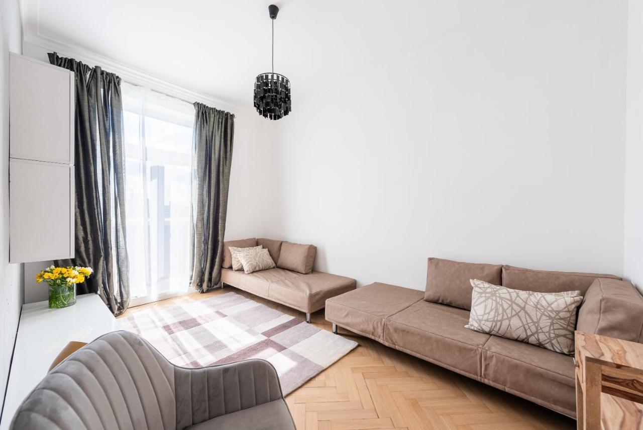 Luxury With A Balcony And A Terrace Apartment Prague