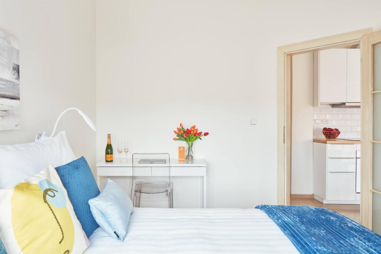 Karlova Old Town Apartment *