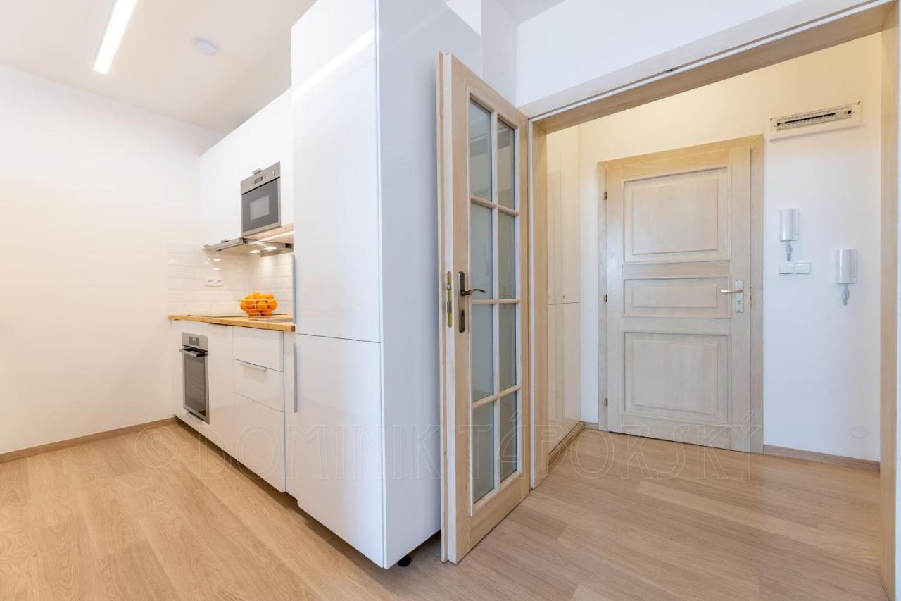 Apartment Karlova Old Town *