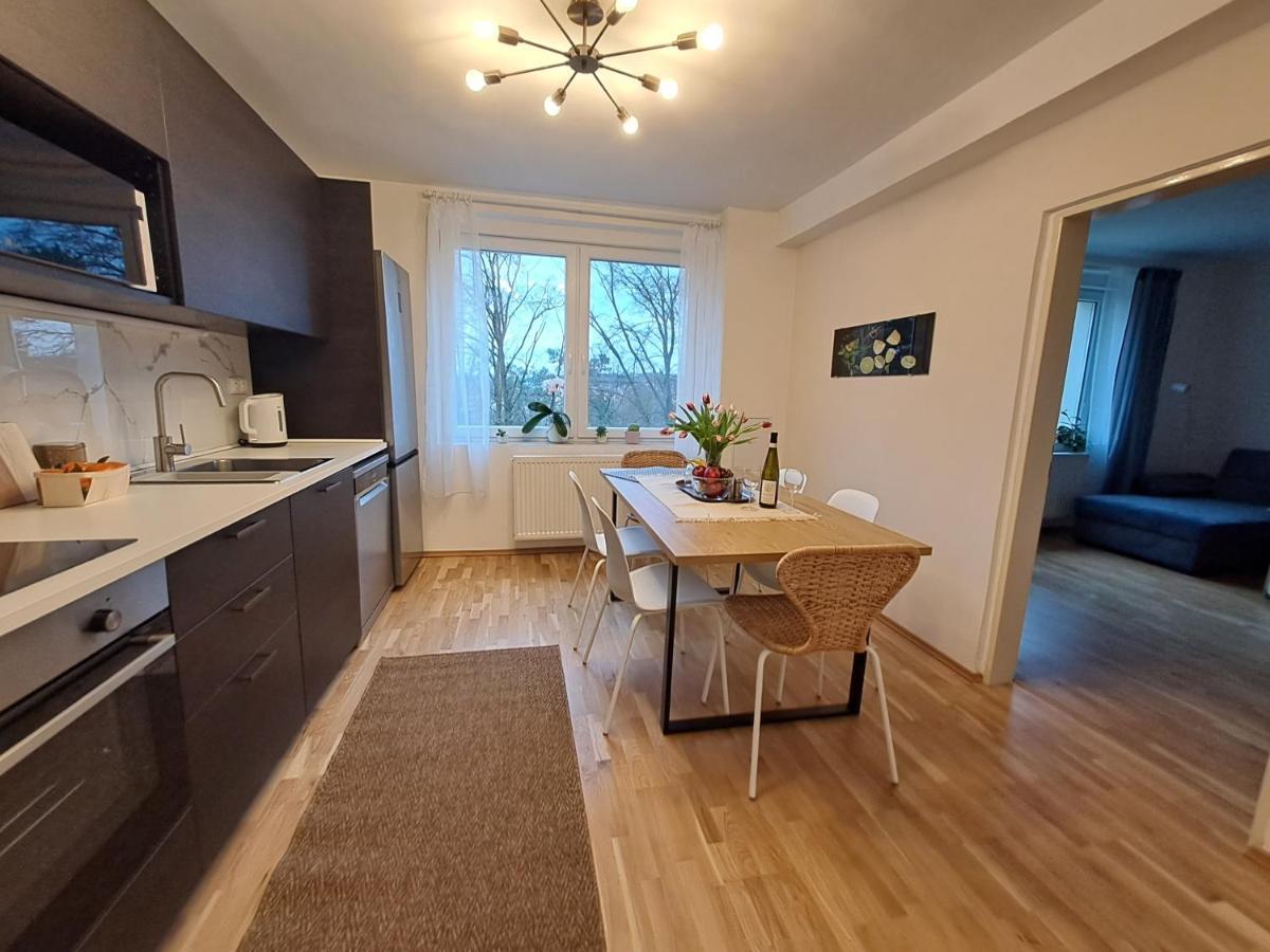 Daire Apartmanovy Dum Se Zahradou V Klidne Casti Prahy