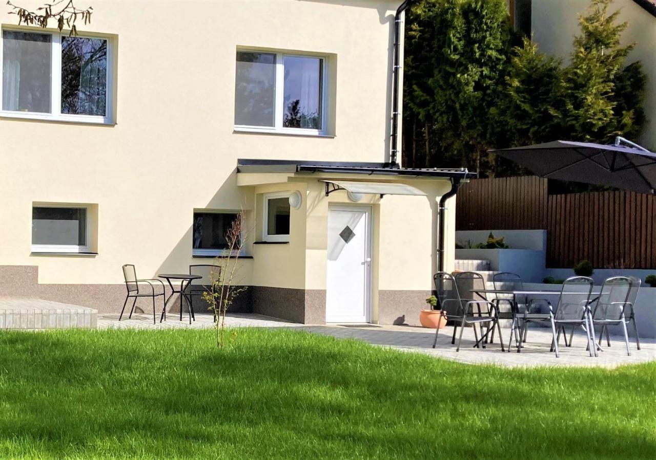 Apartmanovy Dum Se Zahradou V Klidne Casti Prahy Daire *