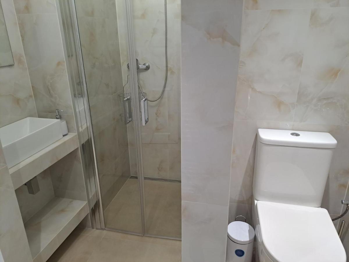 Apartmanovy Dum Se Zahradou V Klidne Casti Prahy Daire Prag