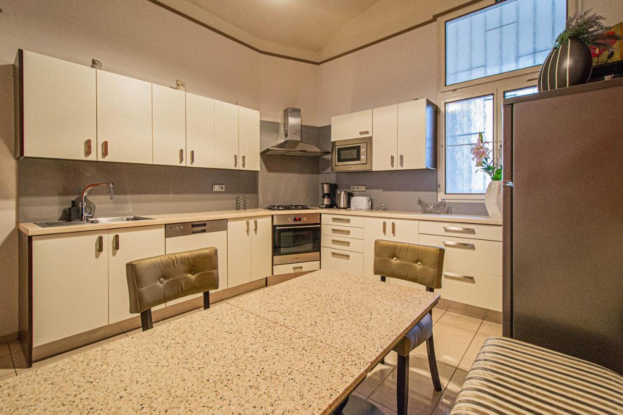 Apartment 2bdr Flat Behind Museum Prague