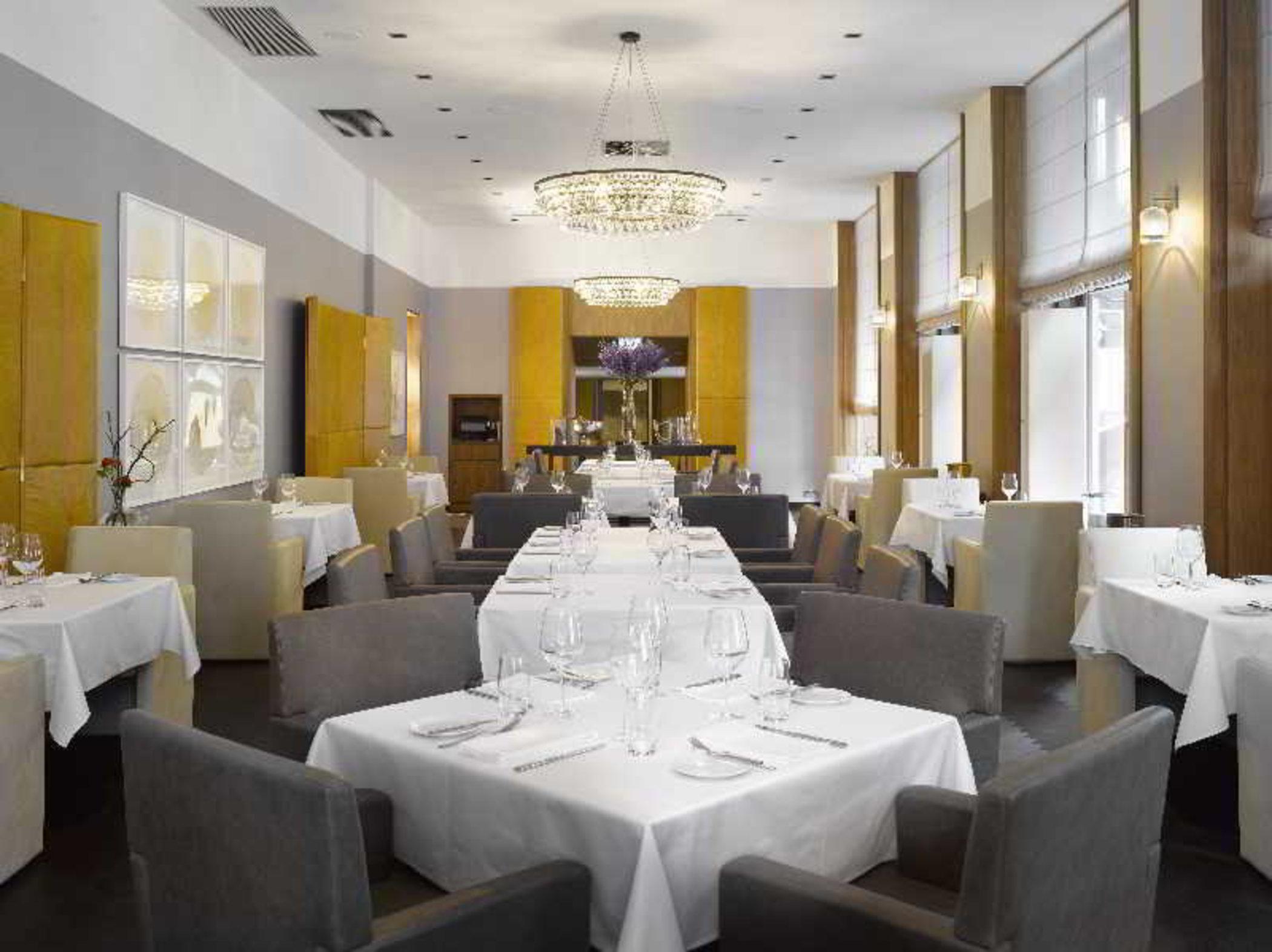 The Emblem - Preferred & Hotel Prague