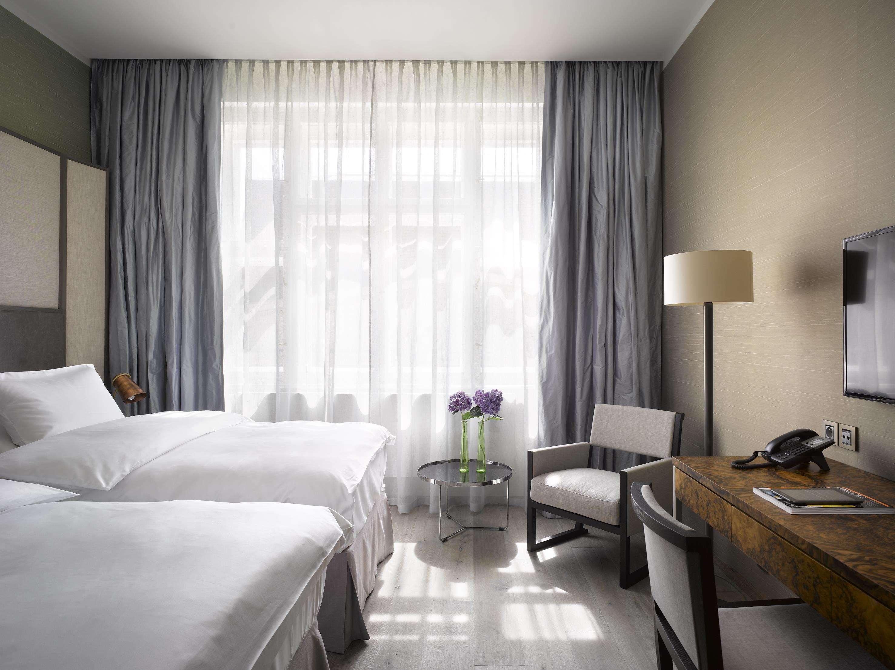 The Emblem - Preferred & Hotel