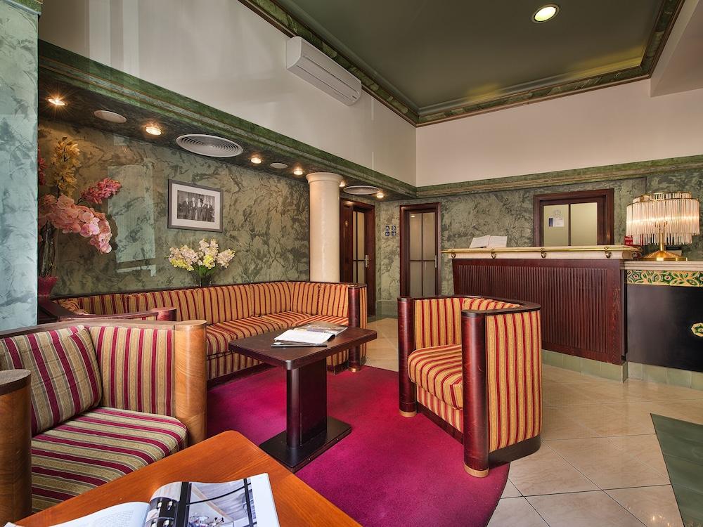 Ea Royal Esprit Hotel Prague