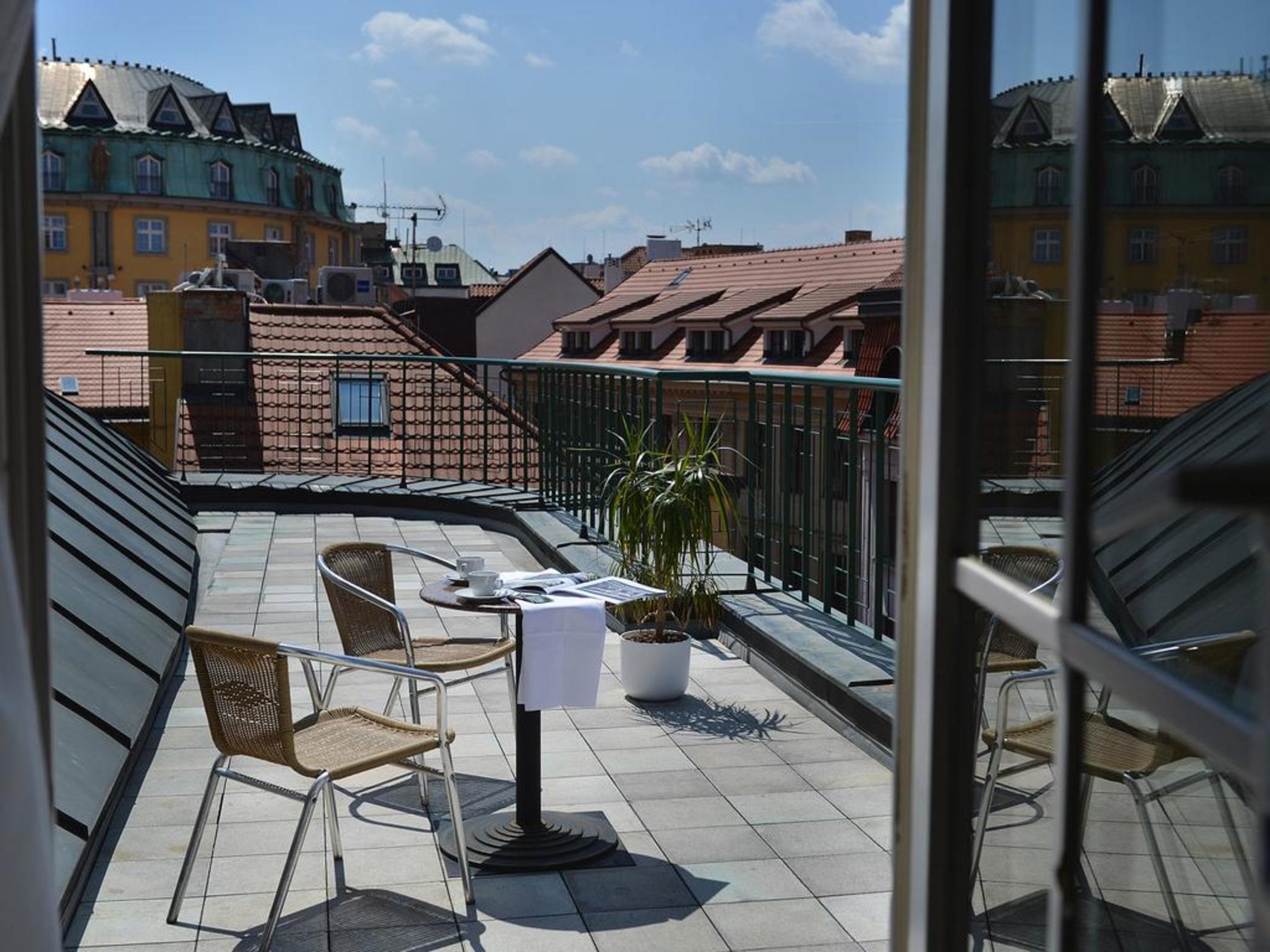 Ea Royal Esprit 4* Prague
