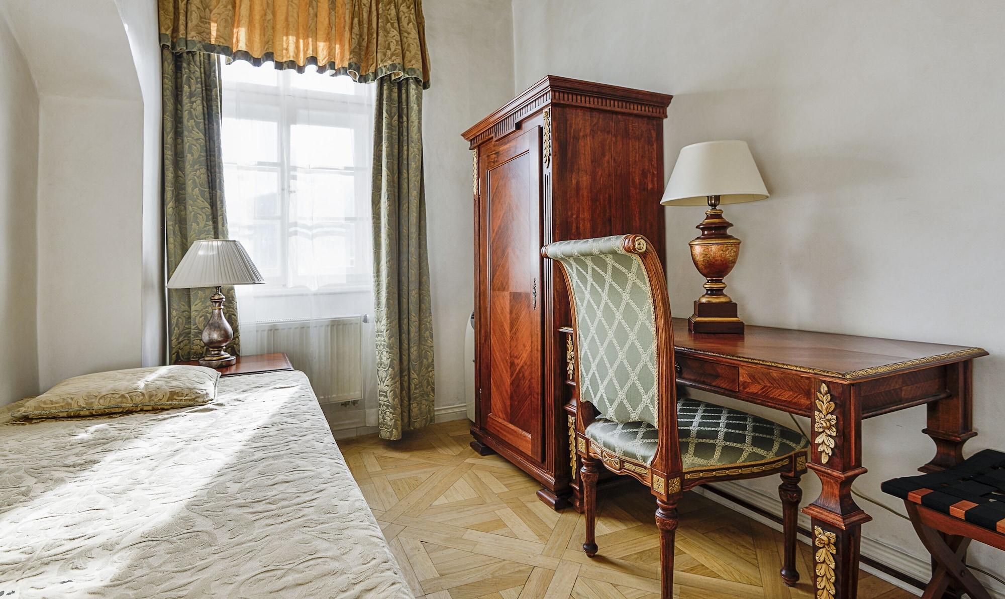 Aparthotel Bijou De 4*