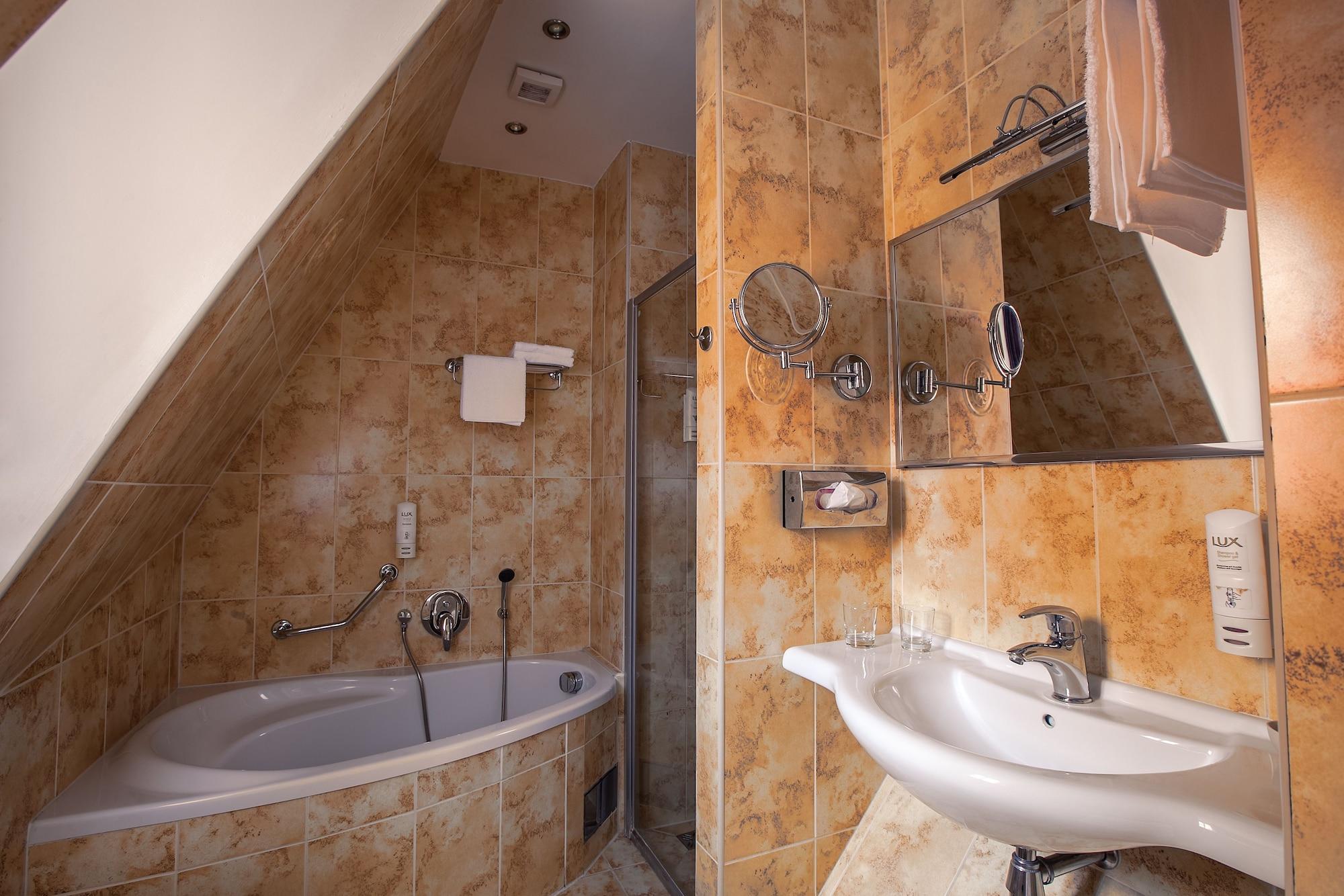 Tyn Yard 4* Prague