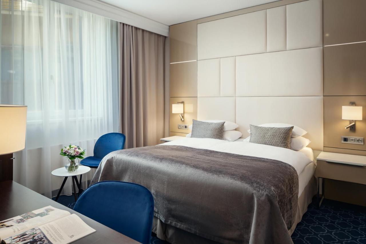 Hotel Kings Court