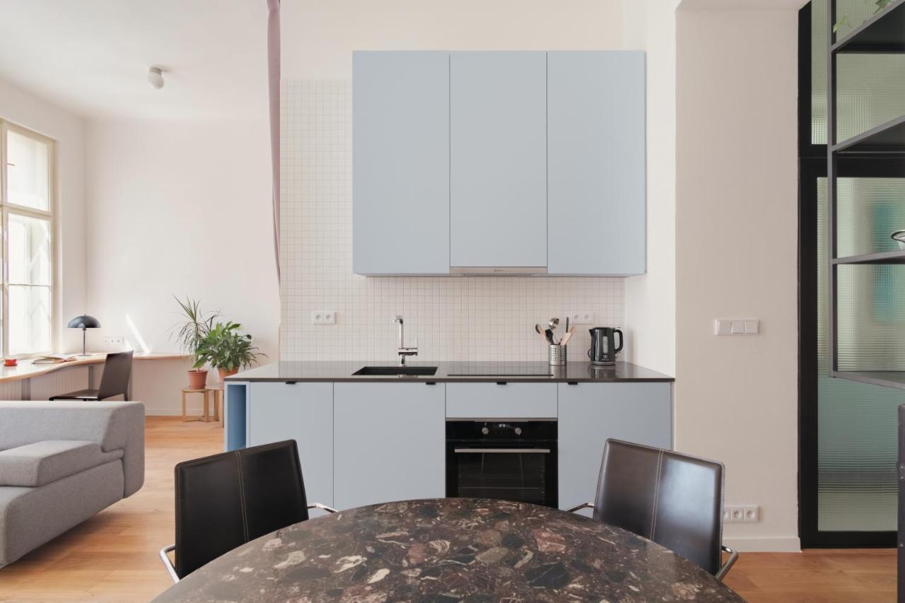 Days - Spacious Designer In Center - Powder Tower Apartment Prague