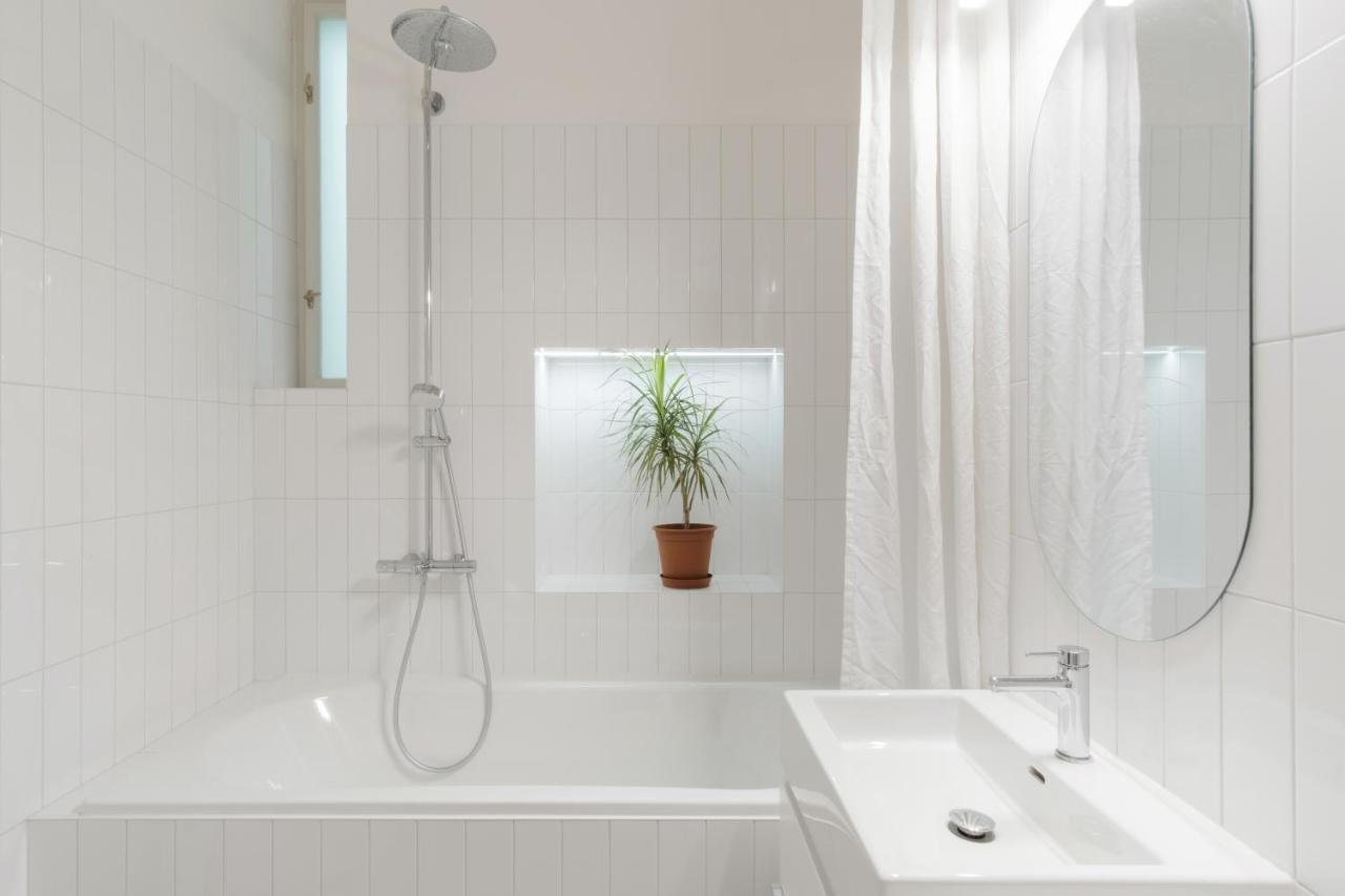 Apartment Days - Spacious Designer In Center - Powder Tower *