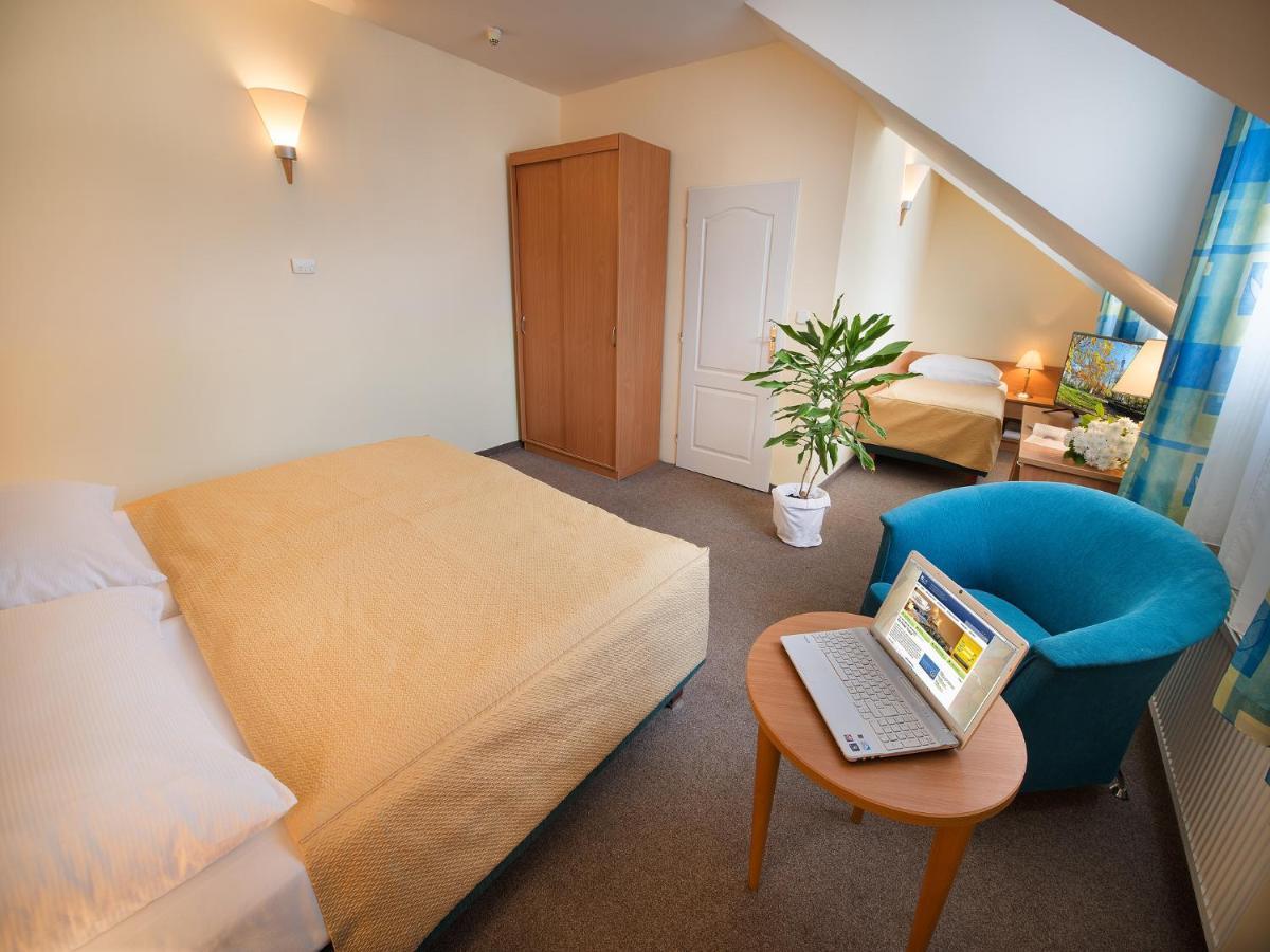 Ea Tosca Hotel 3*