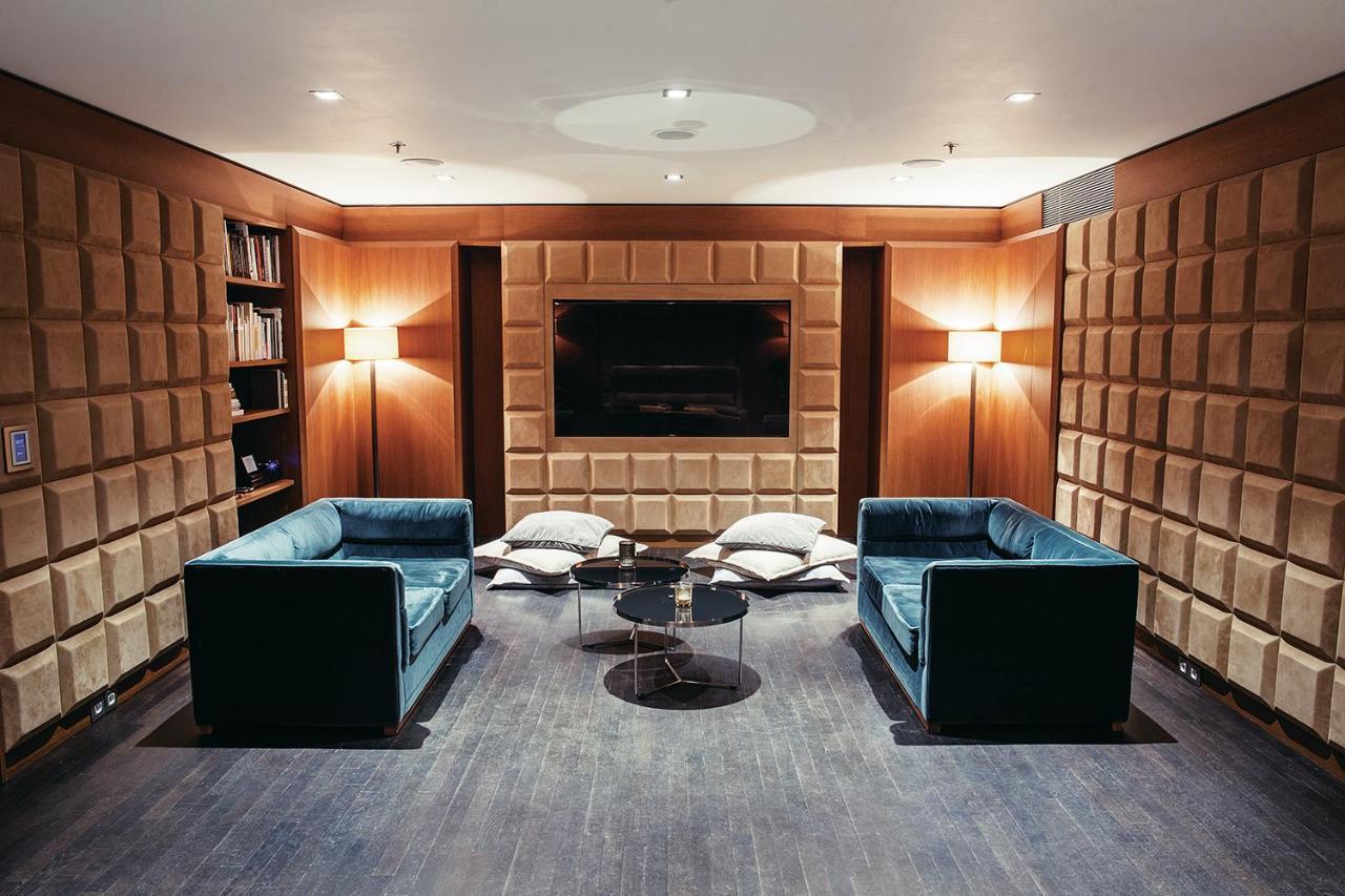 Hotel The Emblem - Preferred & Prague