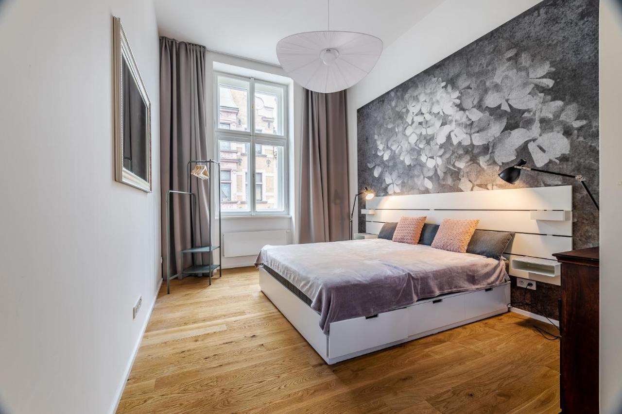 Elegant Located In The Centre Of Prague