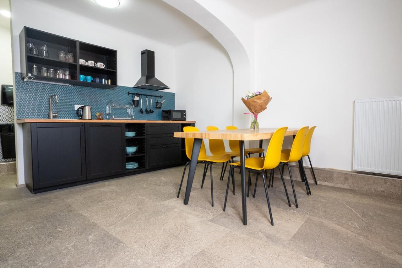 White Wolf House & Albergue *