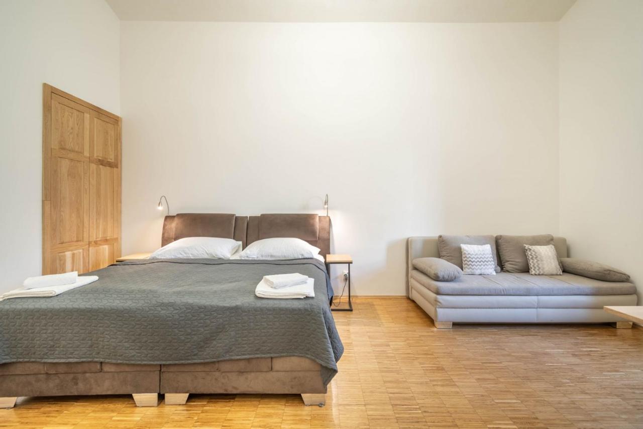 Dlazdena Apartment