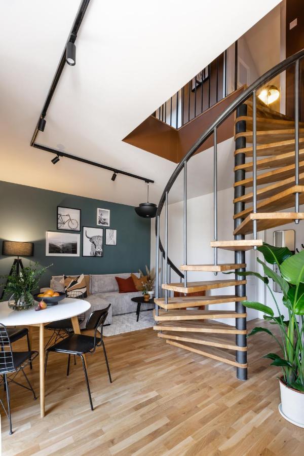 Turnkey I Republic Square Apartamento